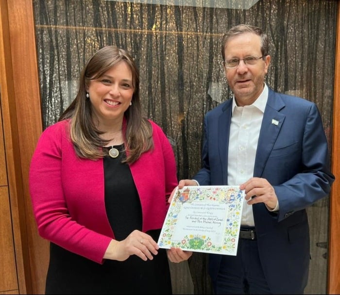 Herzog, wants to invite the king to visit Israel