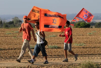 From the photos of the fight against expulsion