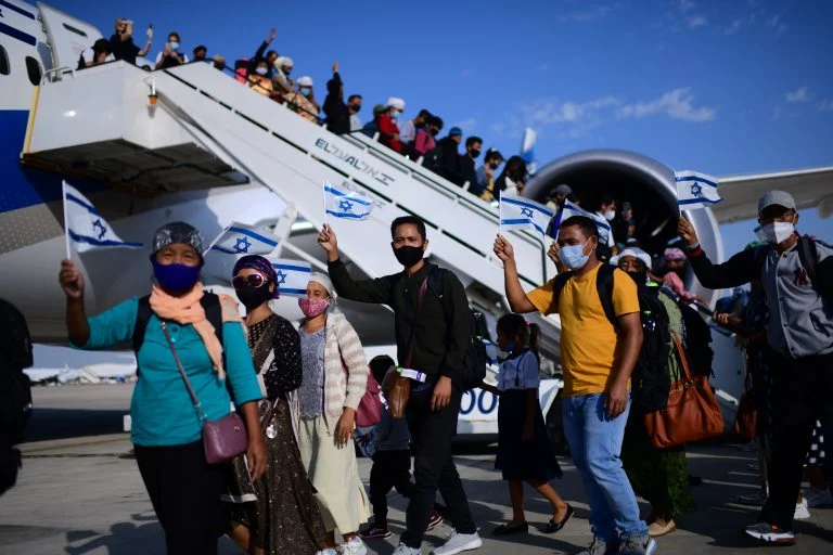 Immigrants from the Bnei Menashe land in Israel, archive