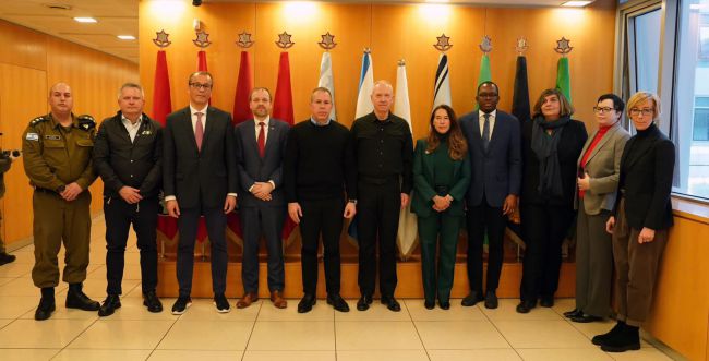 Gallant and the UN Ambassadors.