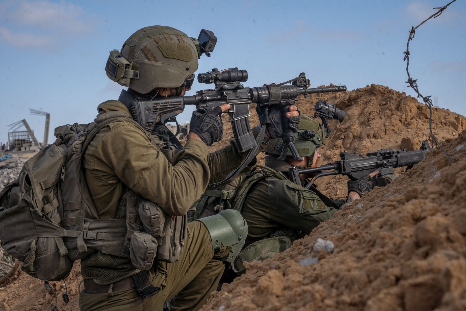 IDF forces in the central Gaza Strip.