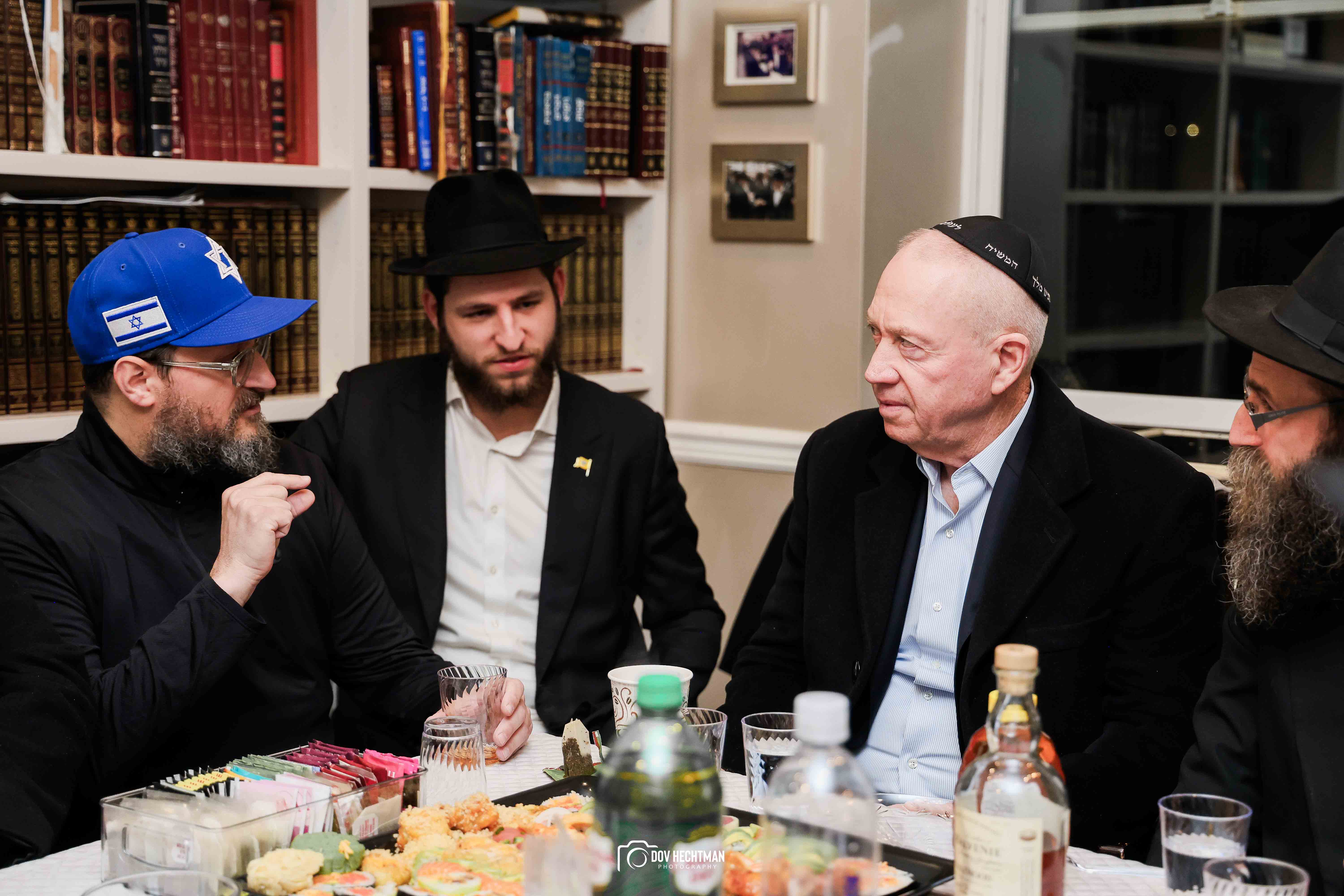 From Israel's War Room to 770: Yoav Gallant goes to Brooklyn to thank Chabad emissaries