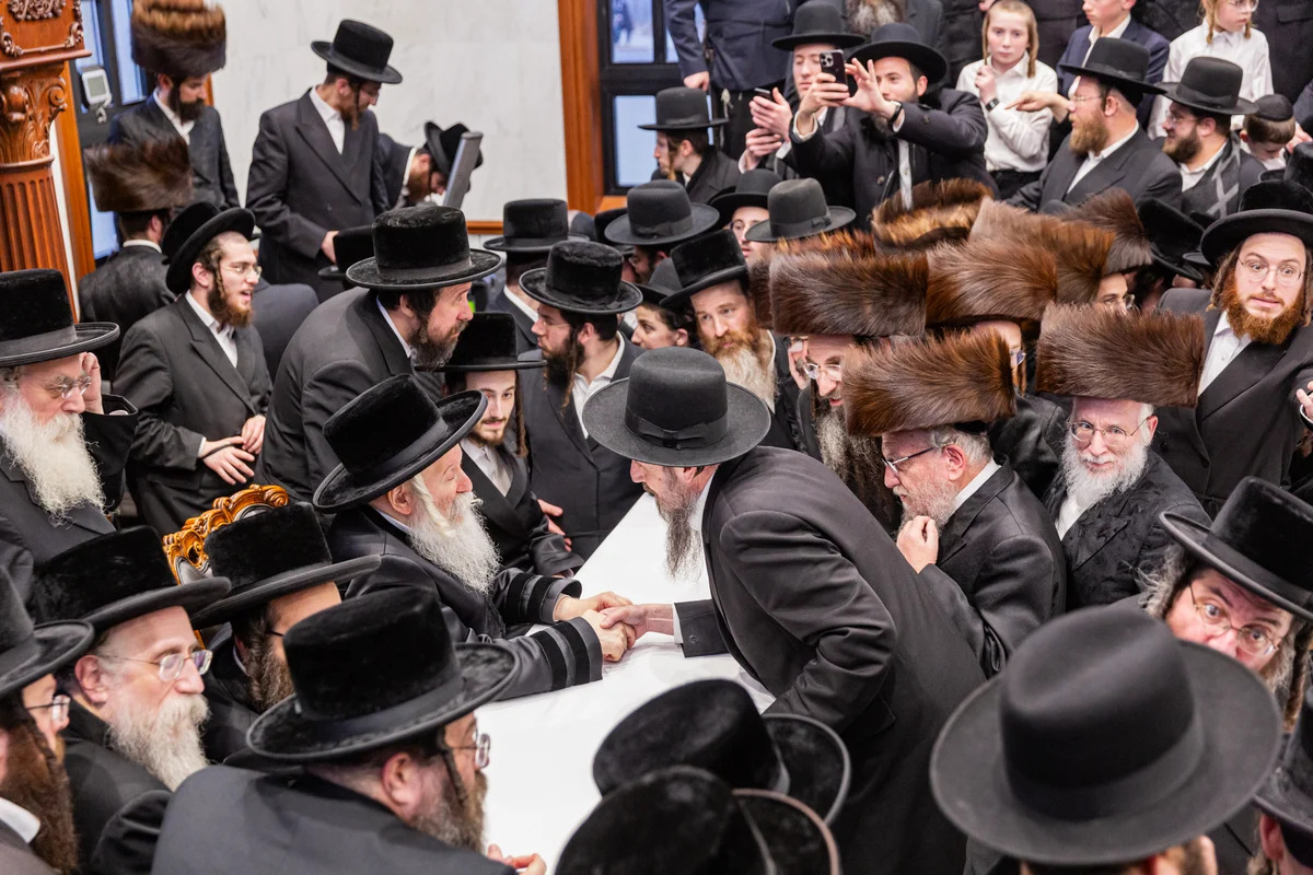 IN COLOR: For the first time in 10 years, Bobov Rebbe visits Lakewood