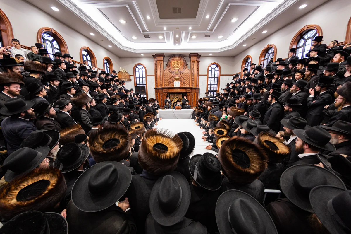 IN COLOR: For the first time in 10 years, Bobov Rebbe visits Lakewood