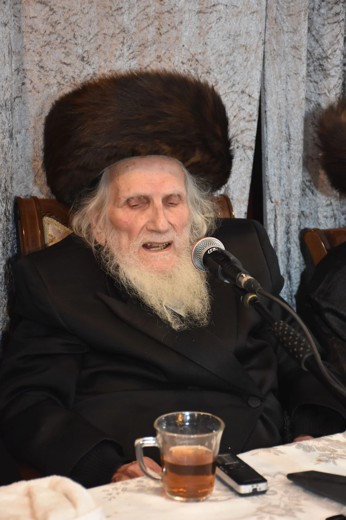 IN COLOR: Thousands Gather in Tel Aviv to Honor Legendary Hasidic Leader 'Abir Yaakov'