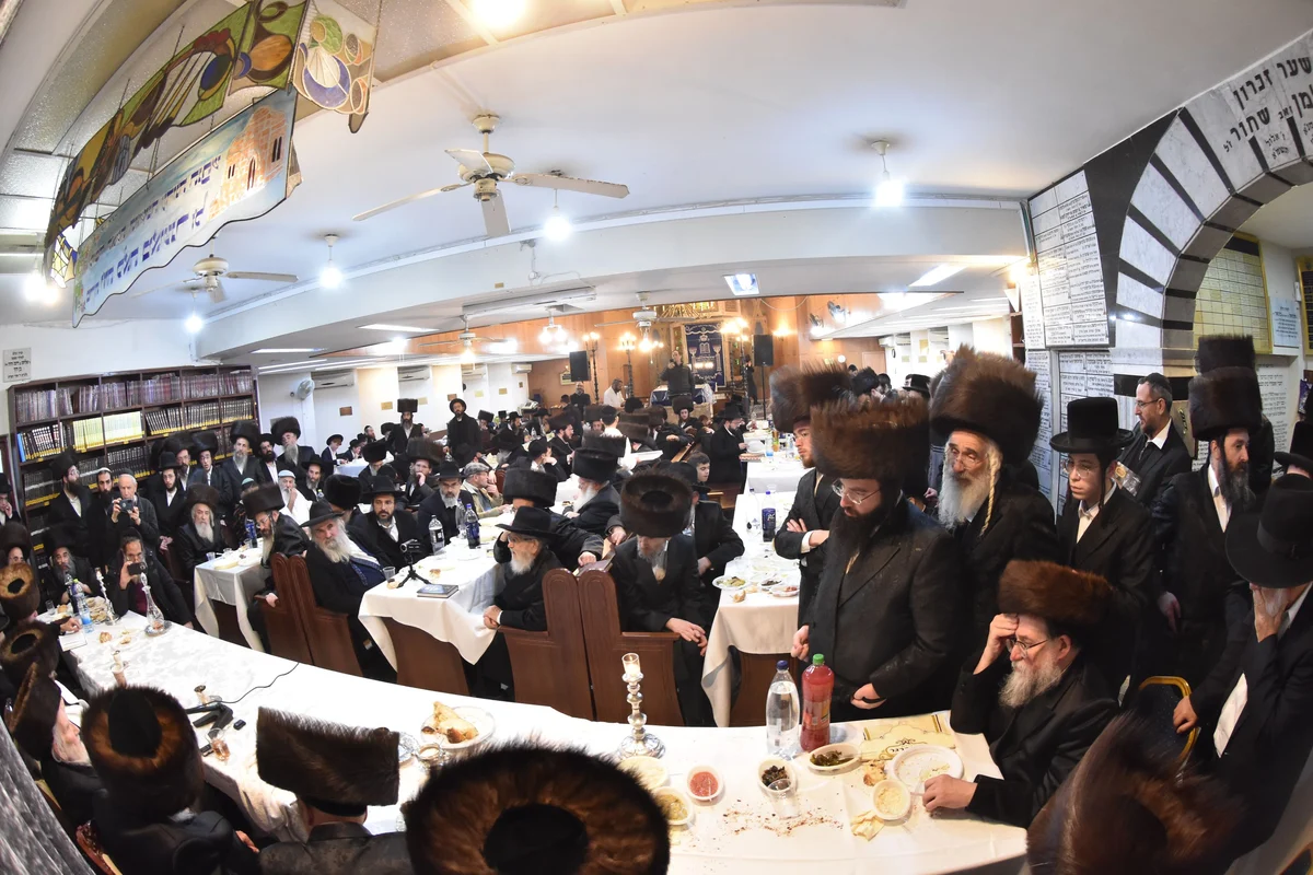 IN COLOR: Thousands Gather in Tel Aviv to Honor Legendary Hasidic Leader 'Abir Yaakov'