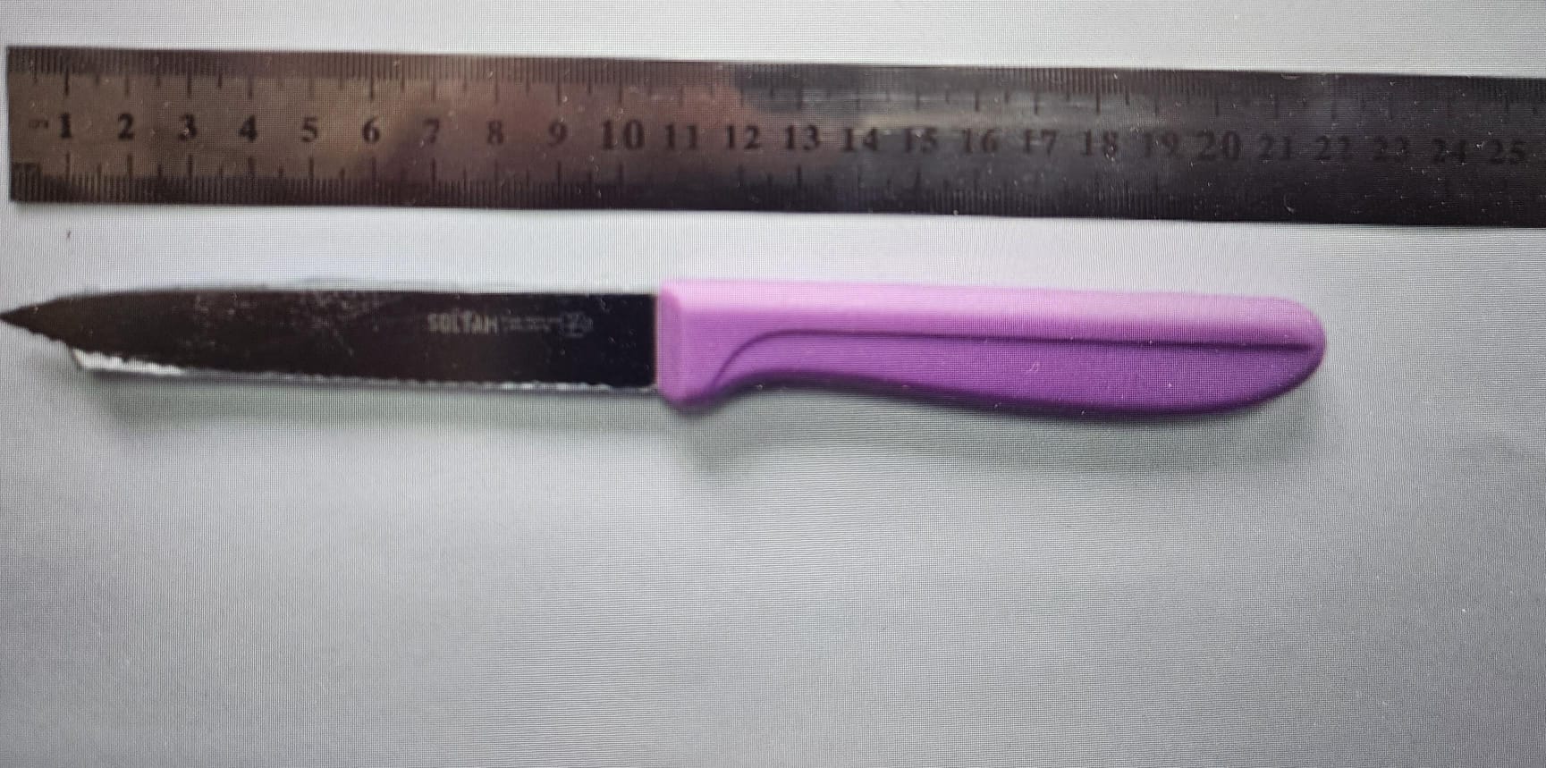 Israeli woman stabs doctor at Bnei Brak clinic after treatment delay