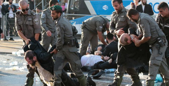 Protesting the IDF draft law, January 9th, 2025