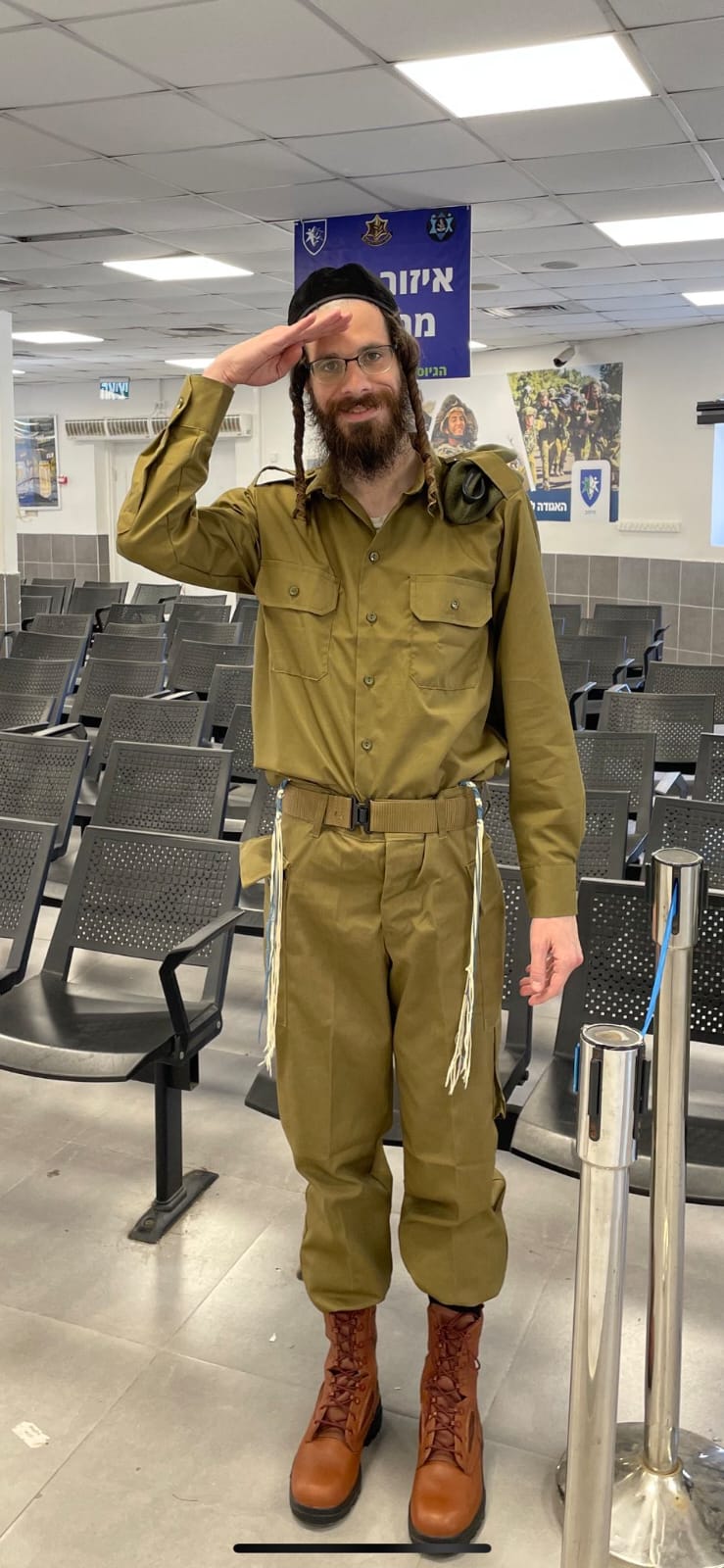Hasidic Singer Mendel Roth shares his excitement about joining the IDF's "Hashmonaim" Brigade