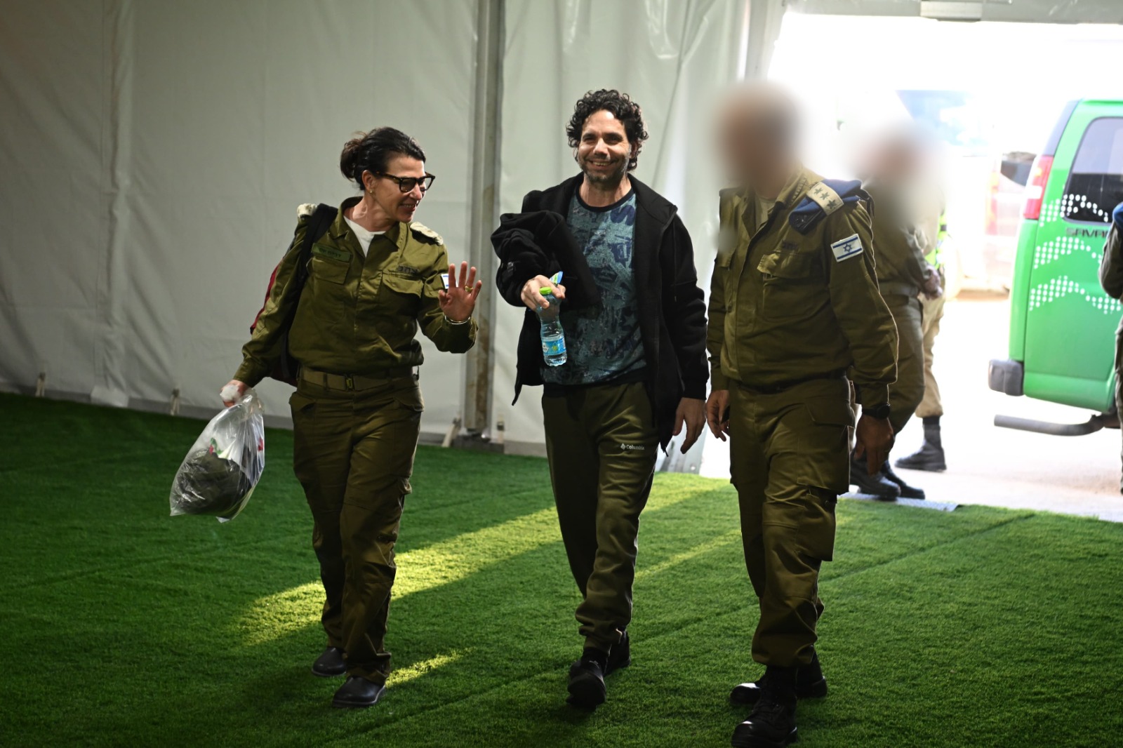 Hostage Ofer Calderon is back in Israel!