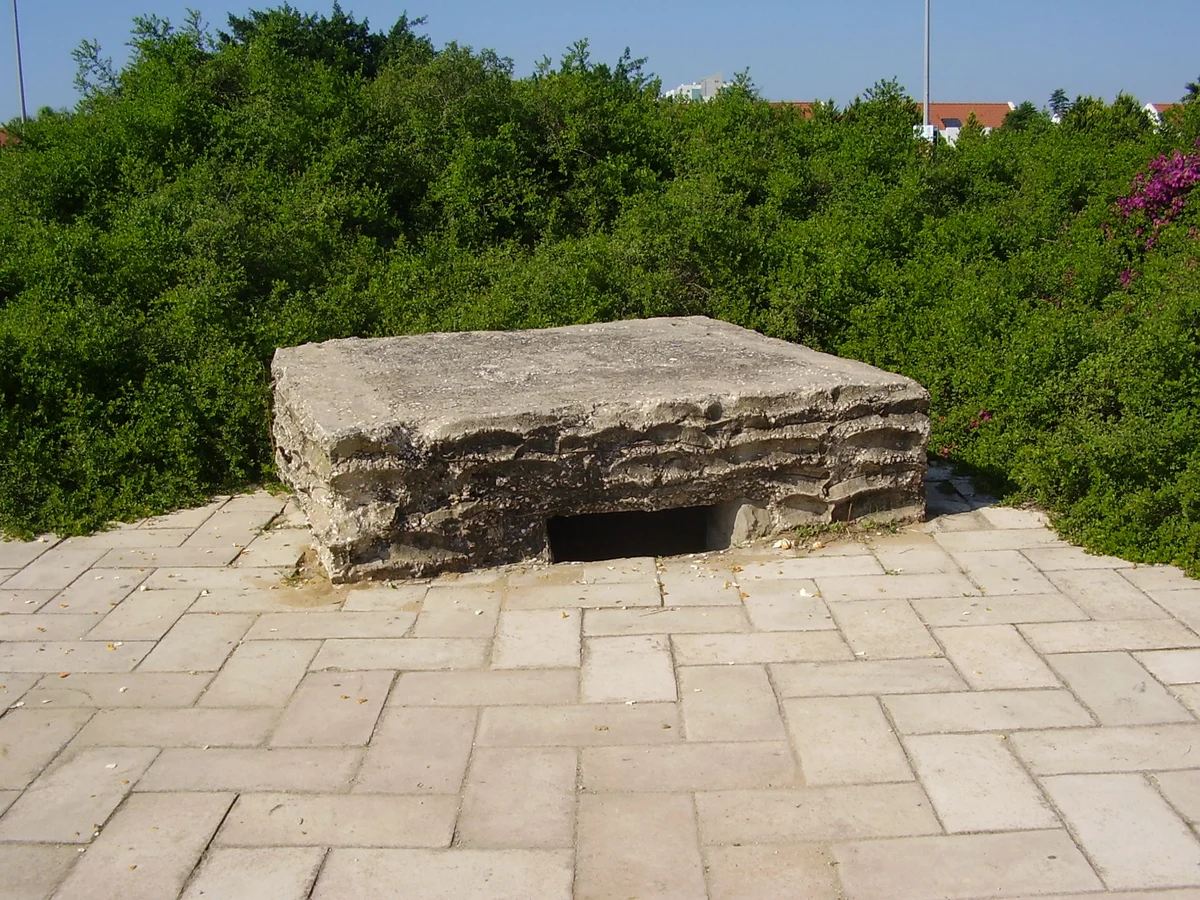 An Egyptian position in the Ad Halom Park in Ashdod where a heavy "Vickers" machine gun was located, from 1948
