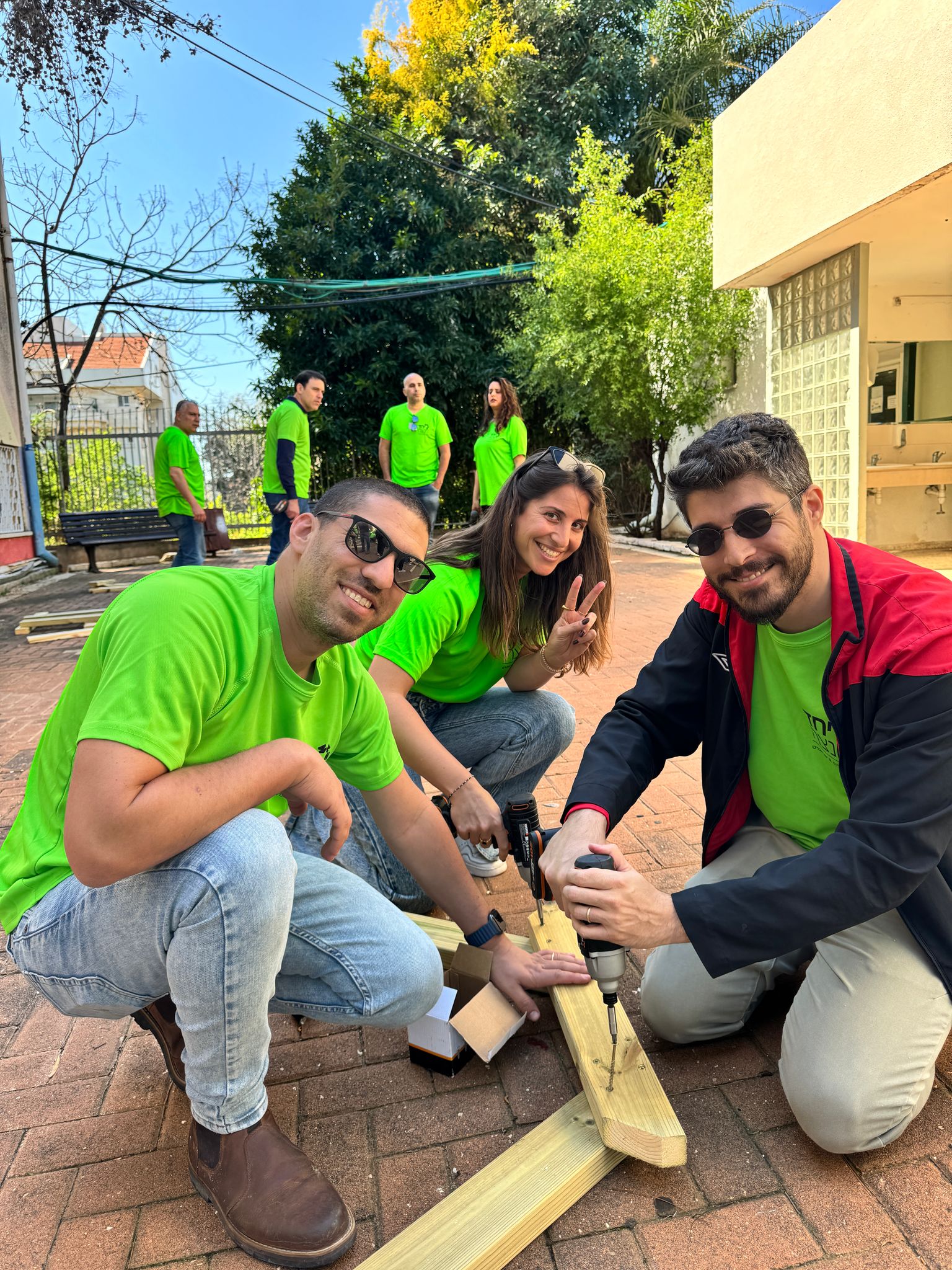 Alon and Ella: The volunteer army that rushed to help in Israel's darkest hour