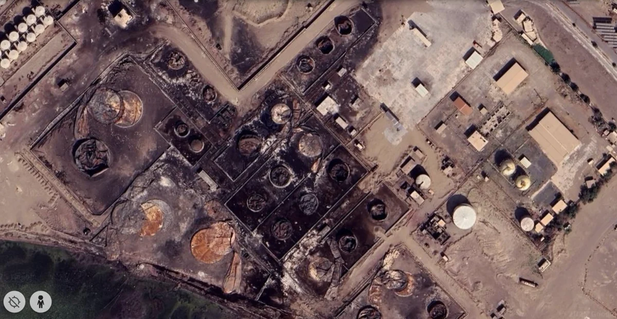 Google maps reveals damage at Hodeidah port