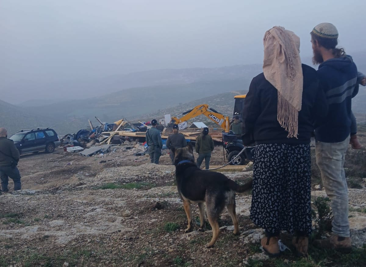 Destruction in Binyamin: Families evicted as homes demolished before their children