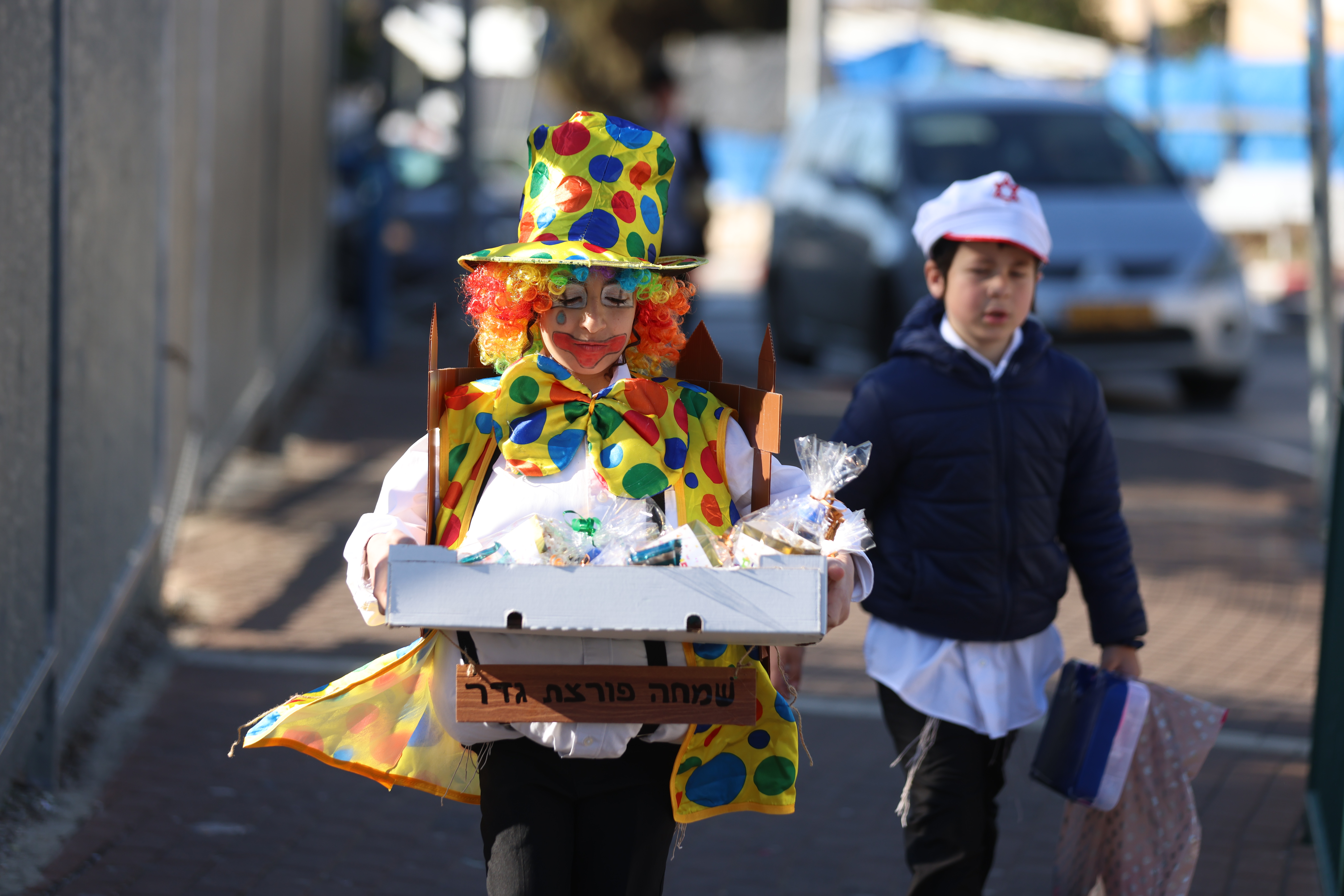 IN COLOR: Israeli kids get into the Purim spirit