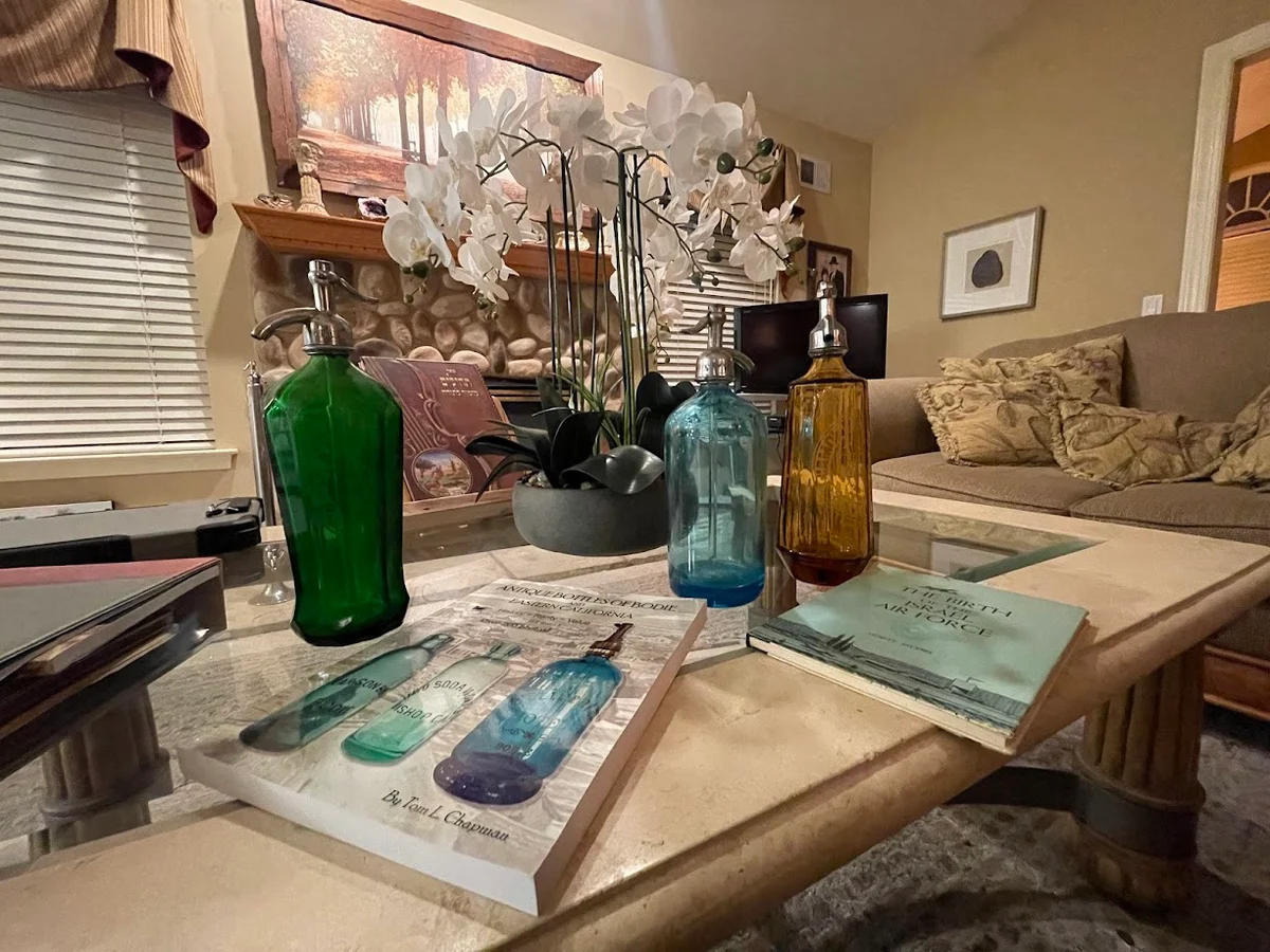 "I’ll Give Israel All My Ammunition" | The World’s Largest Collector of Judaica Bottles 