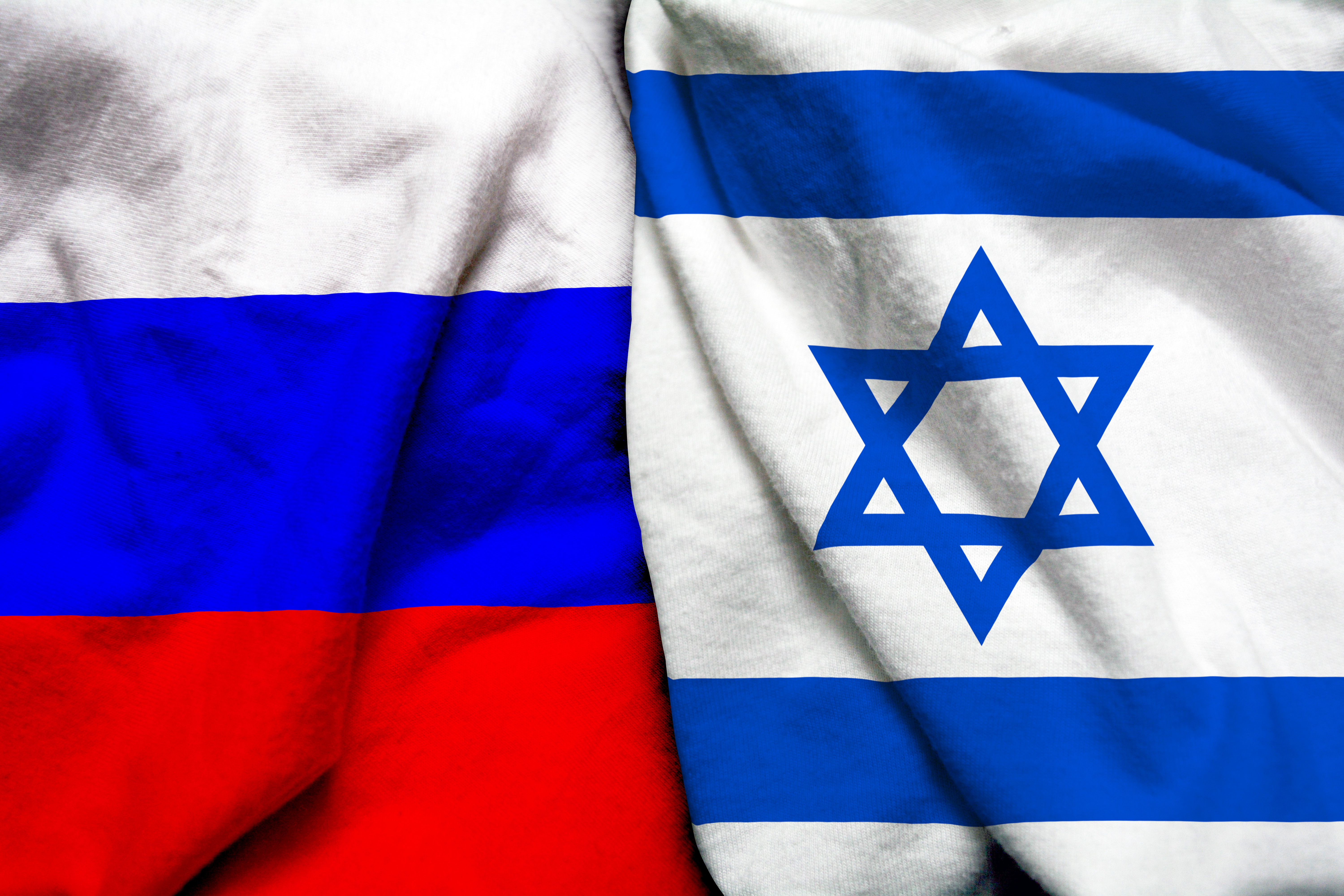 Israeli and Russian flags
