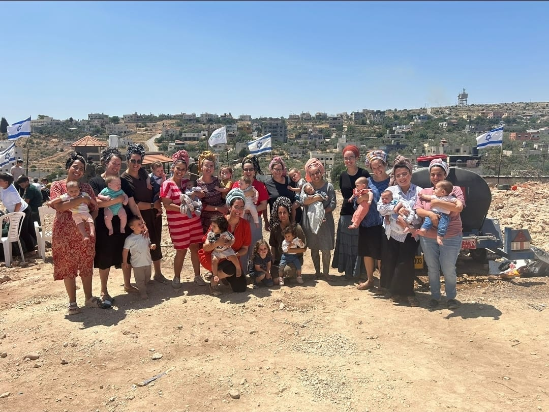 Women of Bruchin at place of new building in Bruchin South