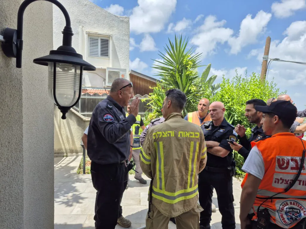 Massive Wildfire Erupts in Haifa: Homes Evacuated, Pets Rescued Under Fire