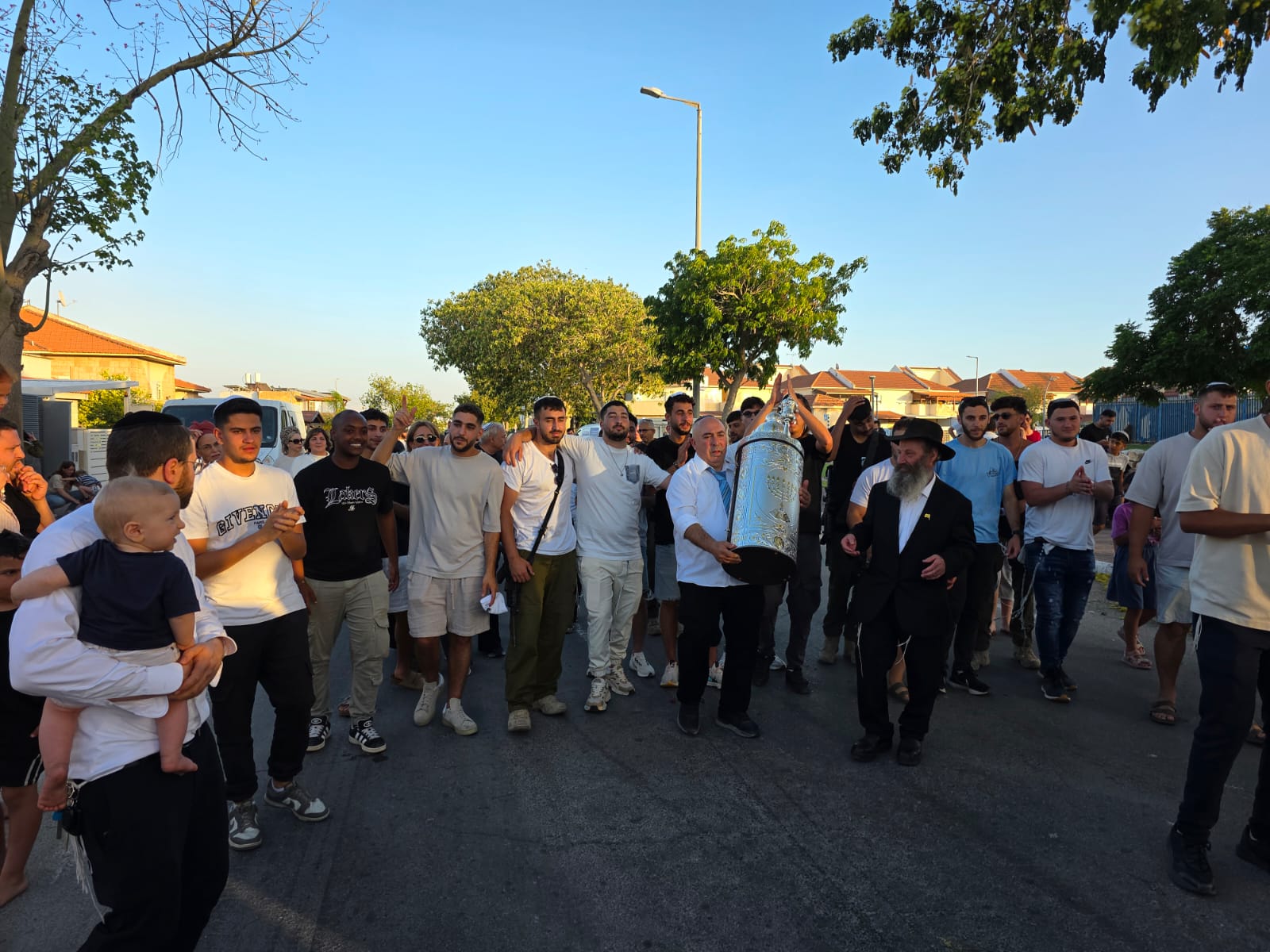 A Living Light: Sefer Torah Dedicated in Memory of Heroic Soldier Segev Schwartz