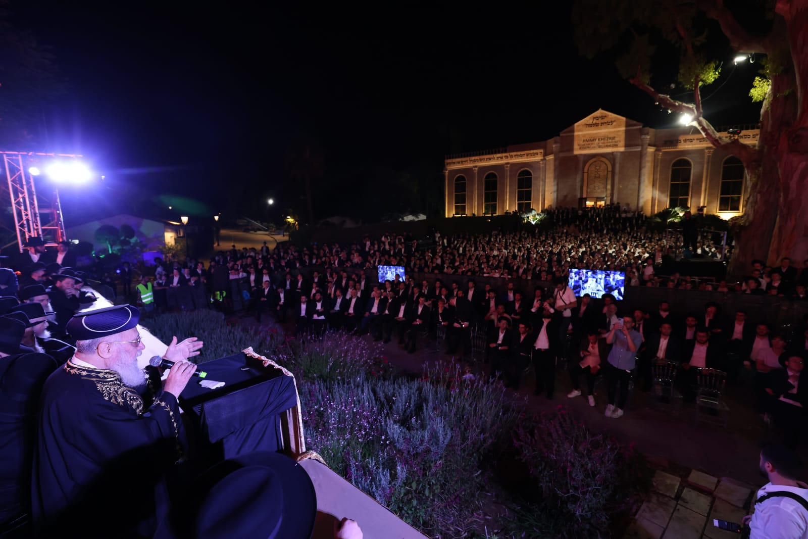 Inauguration of the world’s largest and most magnificent Holy Ark at Ateret Shlomo