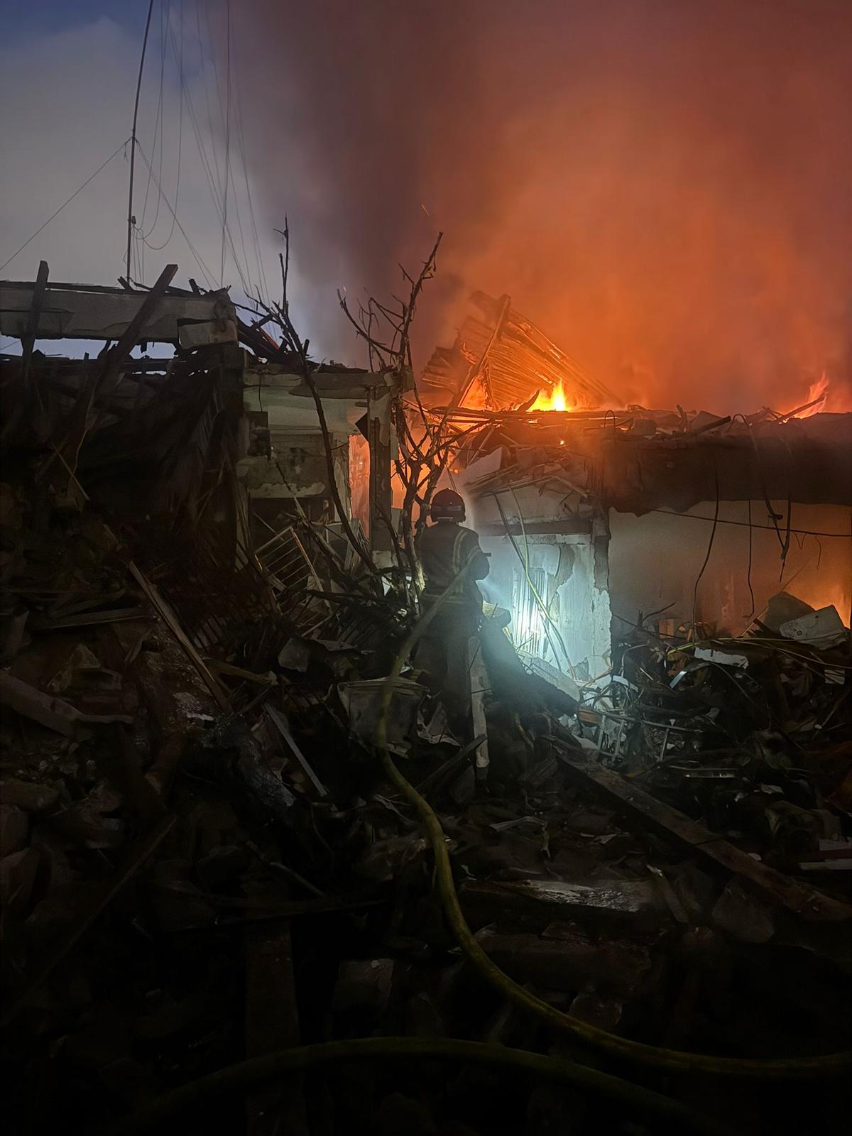 3 Killed, Over 100 Injured in Iranian Missile Strikes on Central and Southern Israel