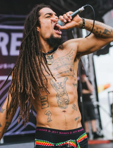 Glastonbury 2025: Band Chants "Death to the IDF" and crowd erupts | WATCH