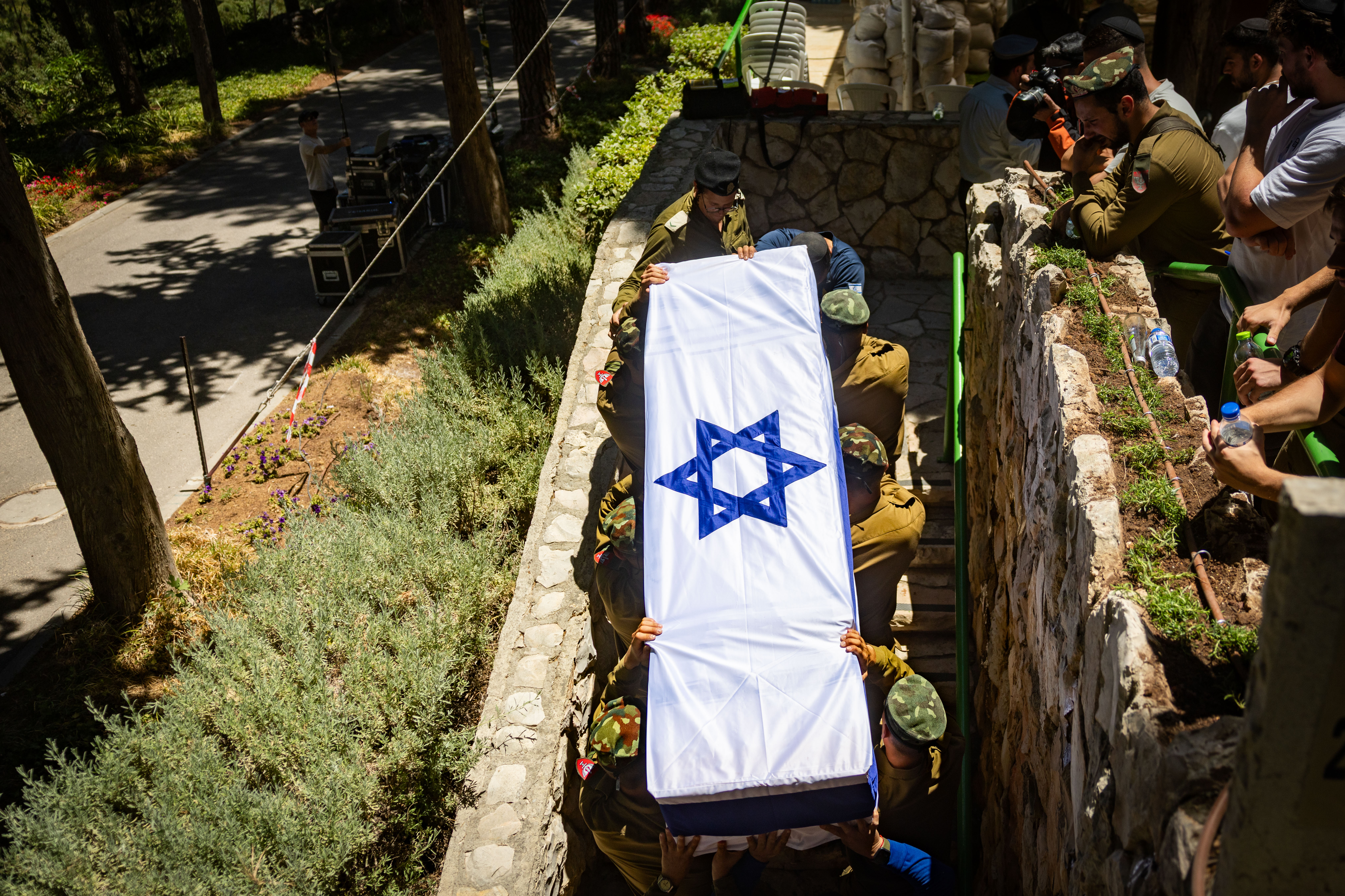 Fallen soldier Moshe Nissim Frech is laid to rest | WATCH