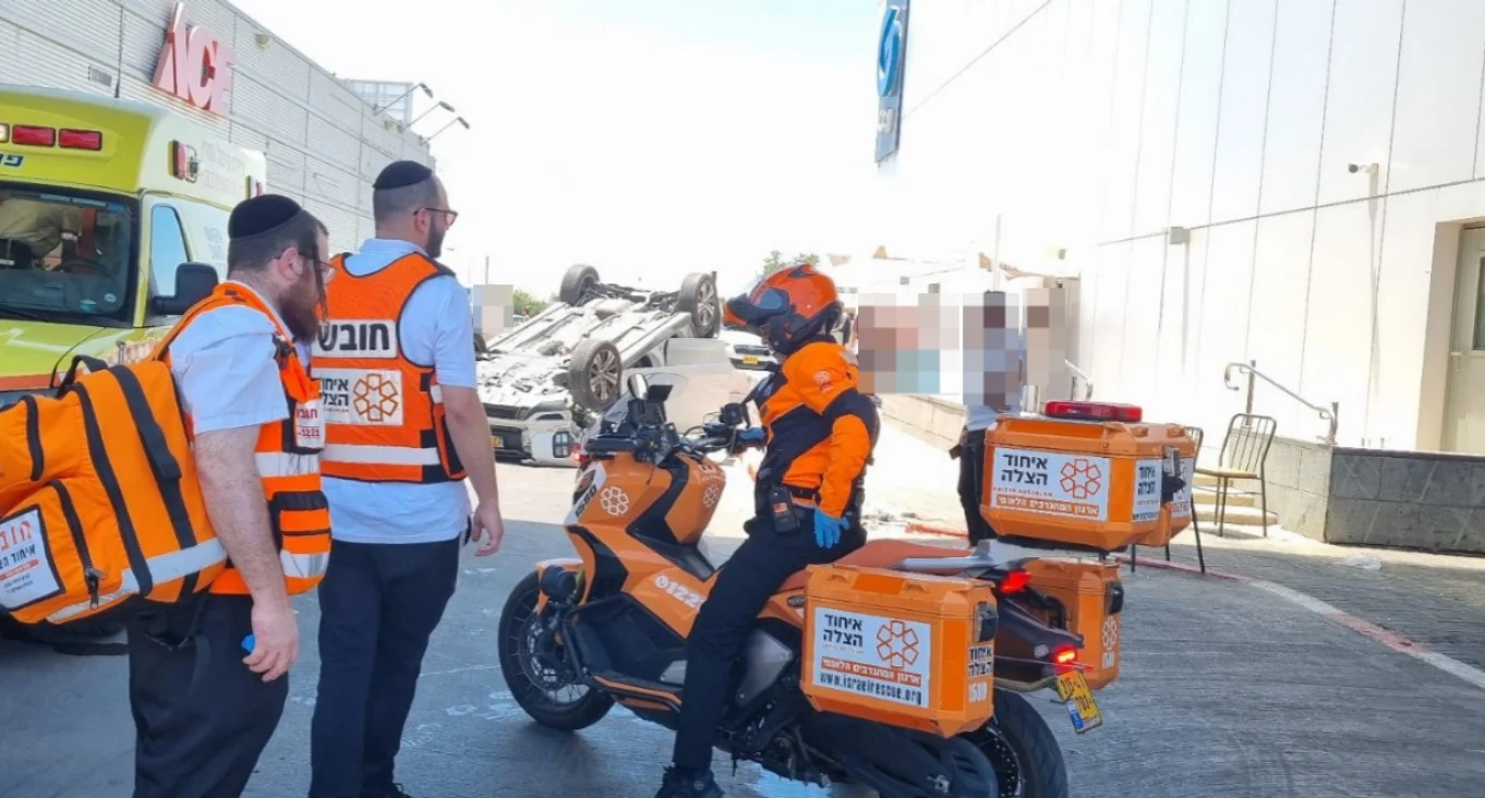 Footage from the scene 