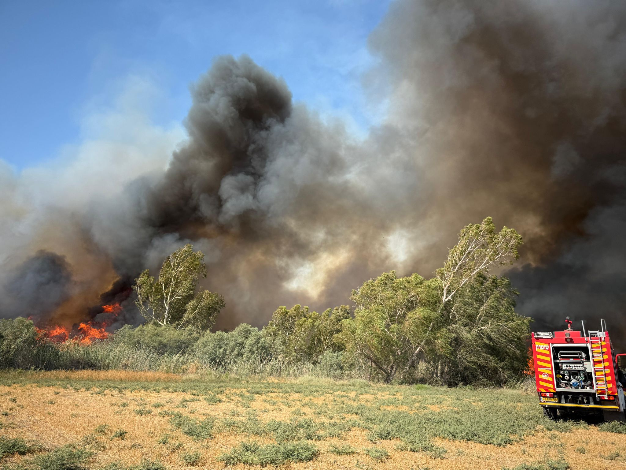 Massive Fire  in Jordan Valley