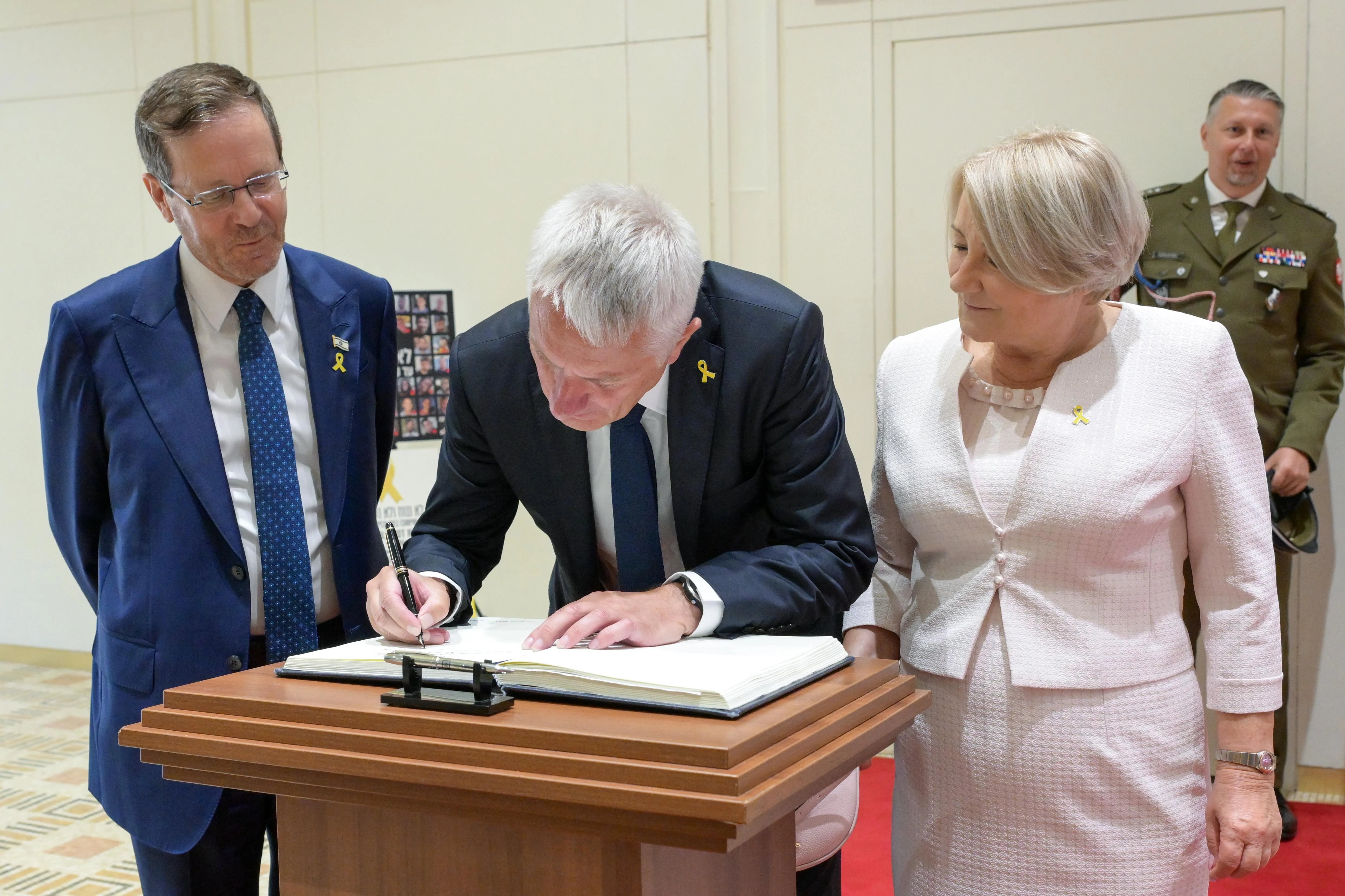 President Herzog receives the Ambassadors of Poland and Malta.