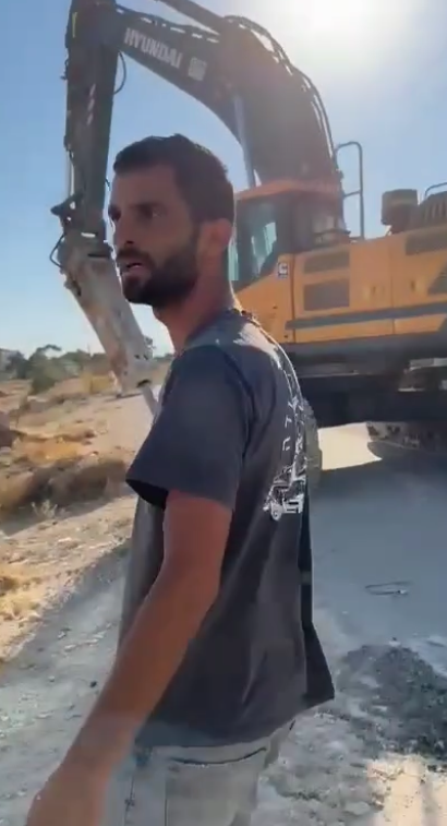 GRAPHIC: Settler kills violent Palestinian rioter in Hebron Hills