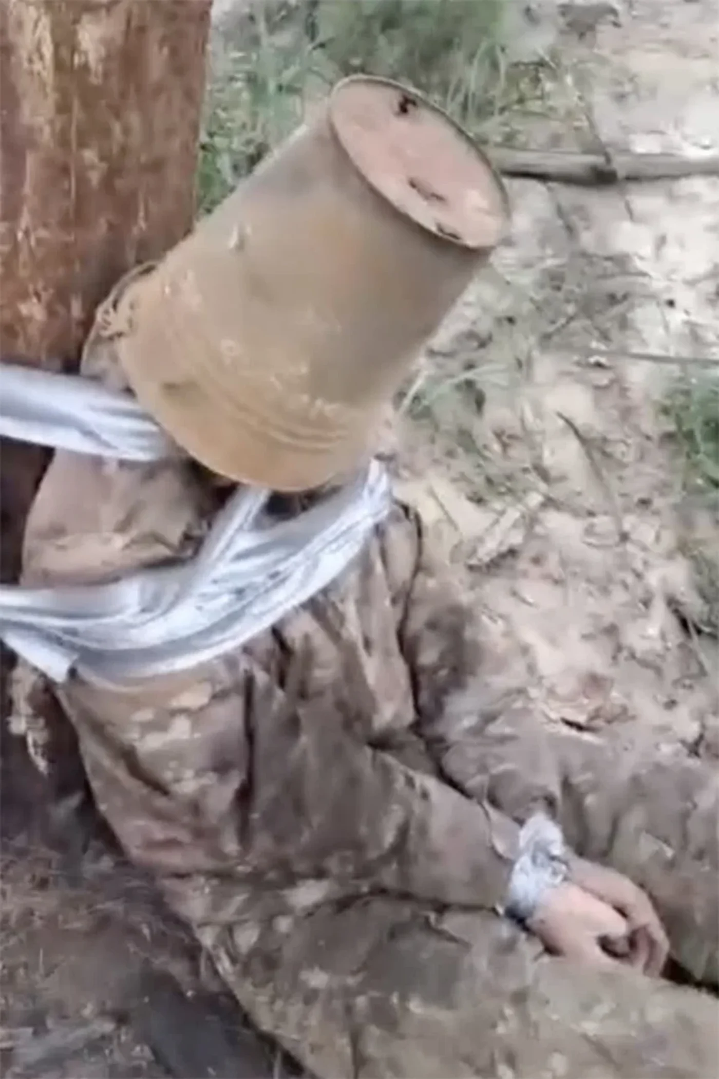 [GRAPHIC] How Putin Executes Deserters