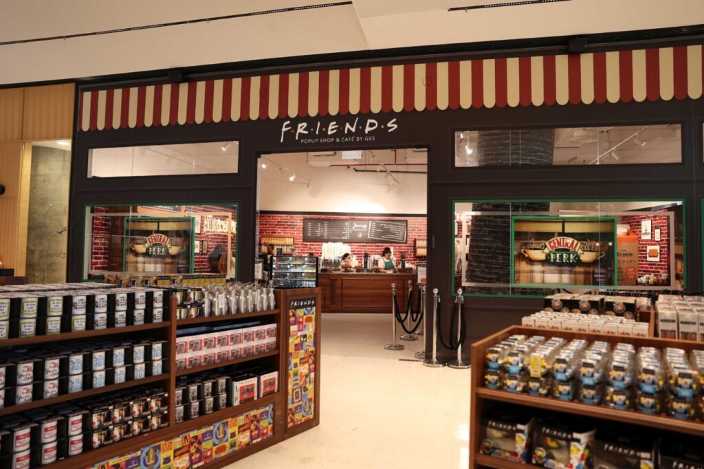 FRIENDS pop up in Tel Aviv