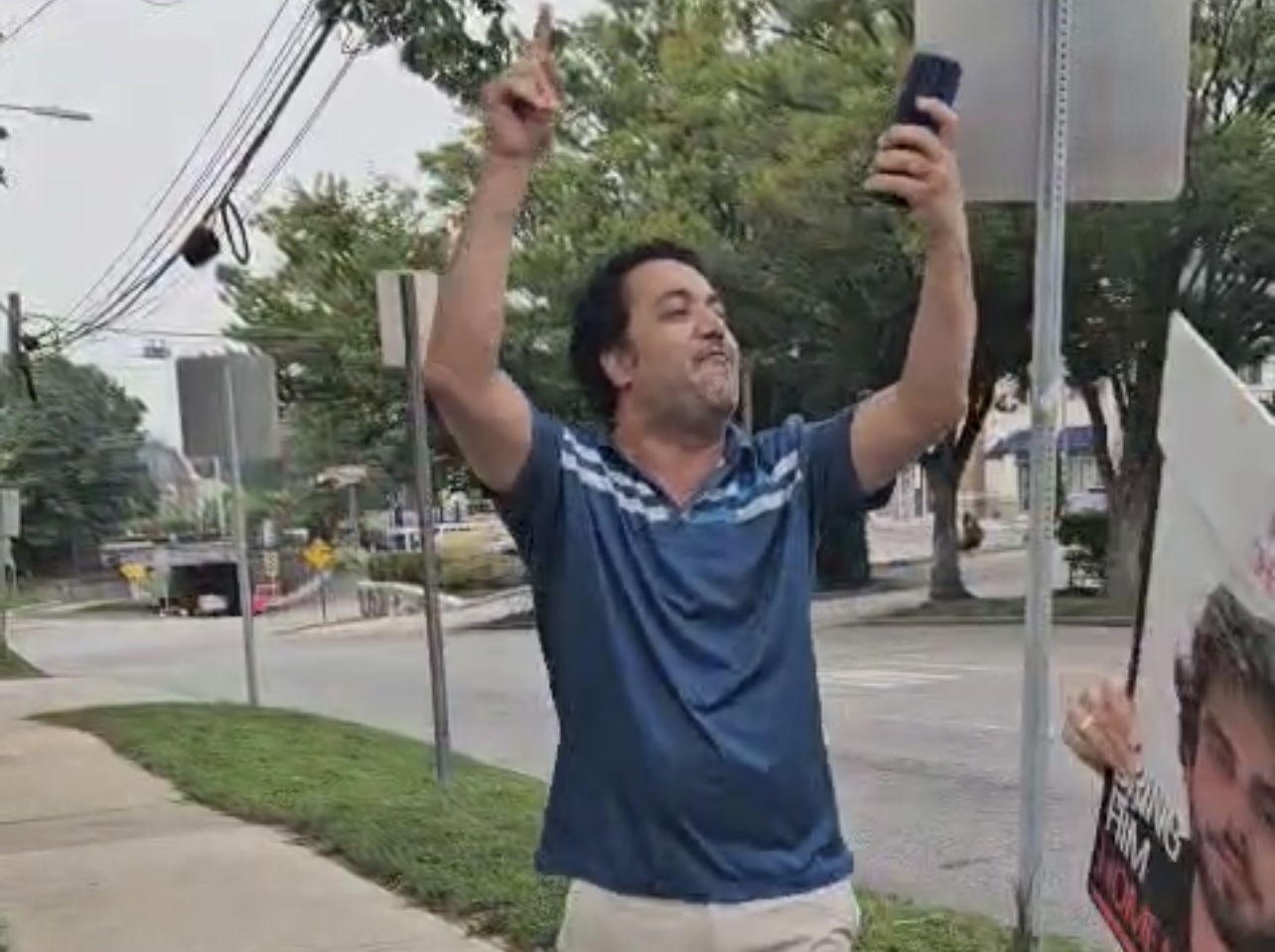 The thug attacking the hostage rally