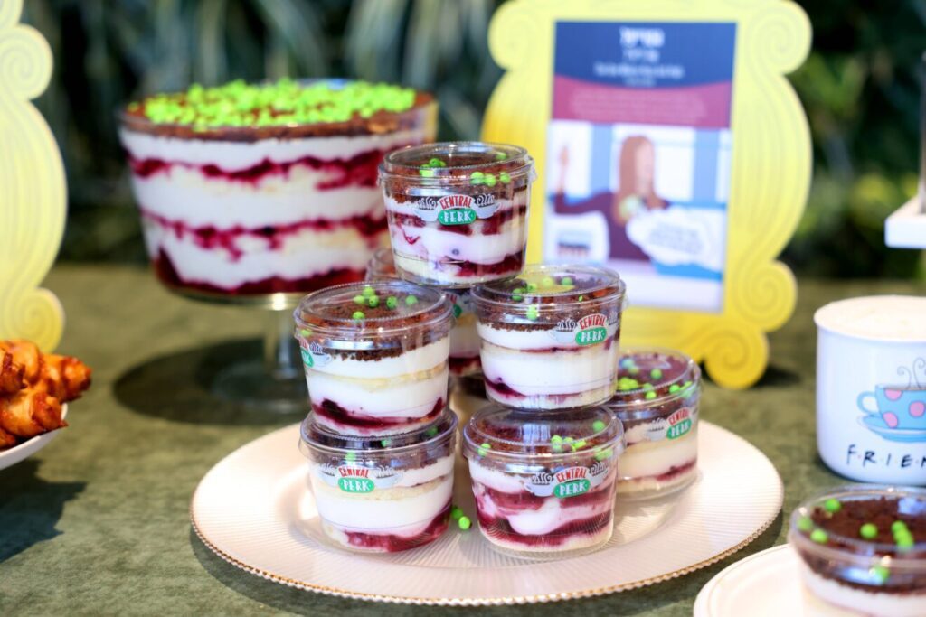 FRIENDS pop up in Tel Aviv