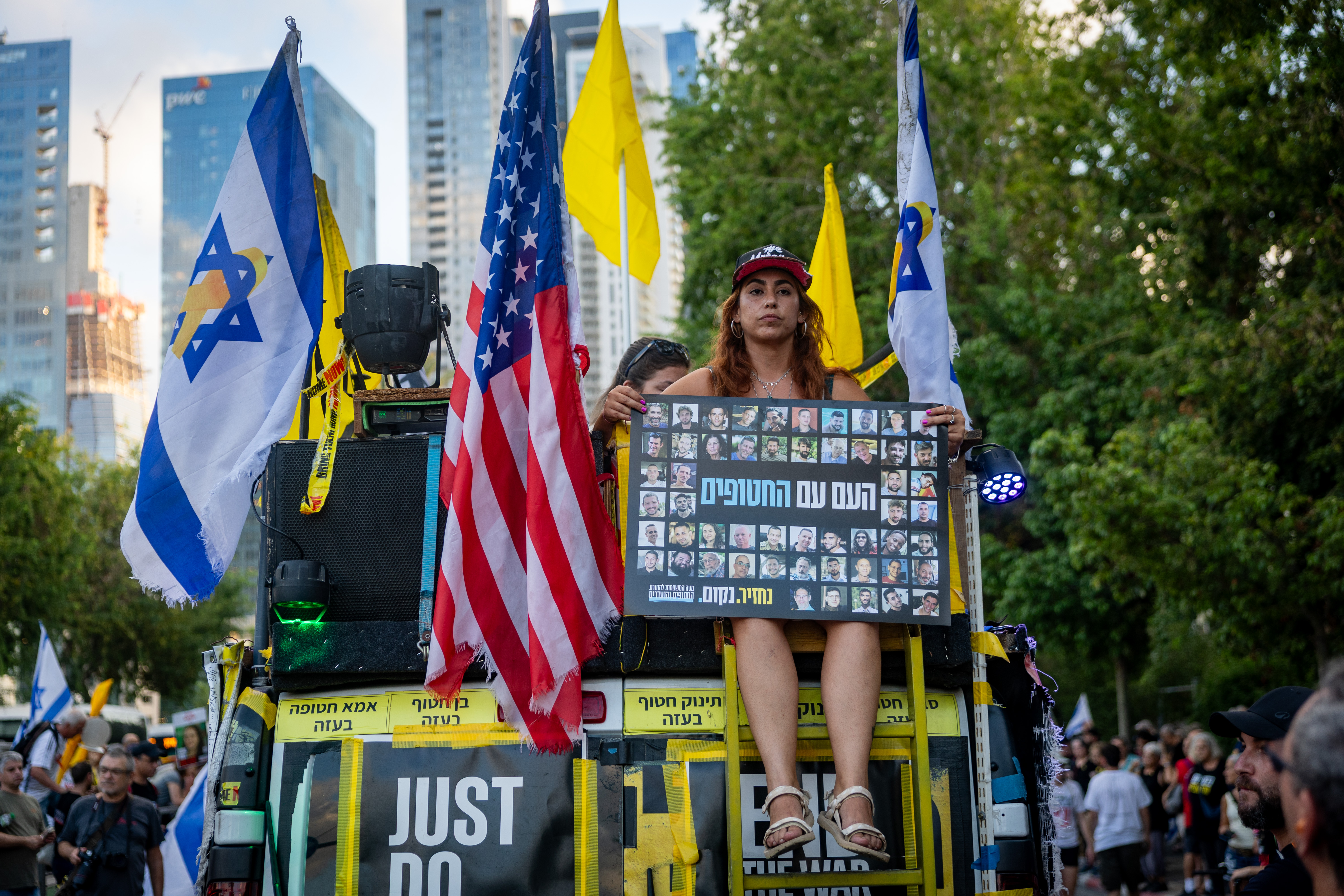 Protest for the hostages.