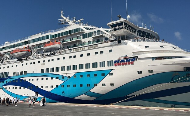 Scene of the attack on Israeli tourists disembarking from the cruise