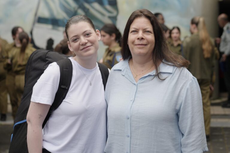 Ilan's daughter Noga and his Wife Shiri