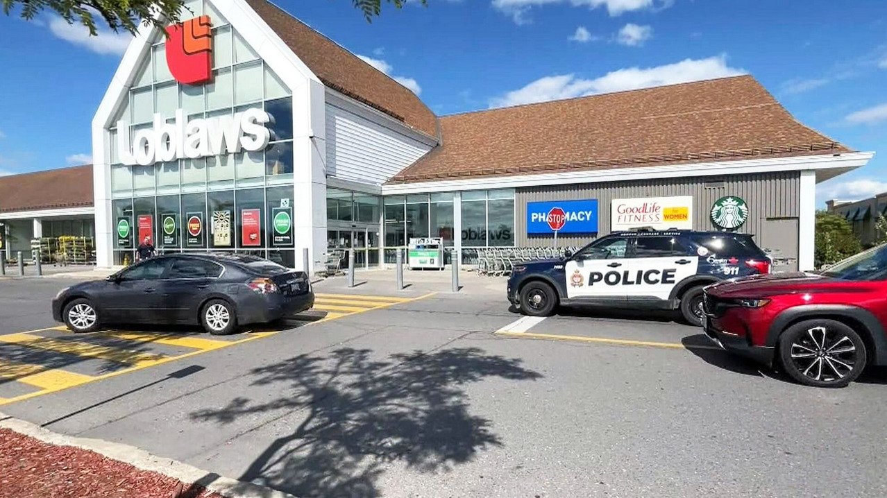 Ottawa Grocery store in Canada