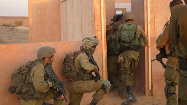 ILLUSTRATIVE ONLY: IDF soldiers