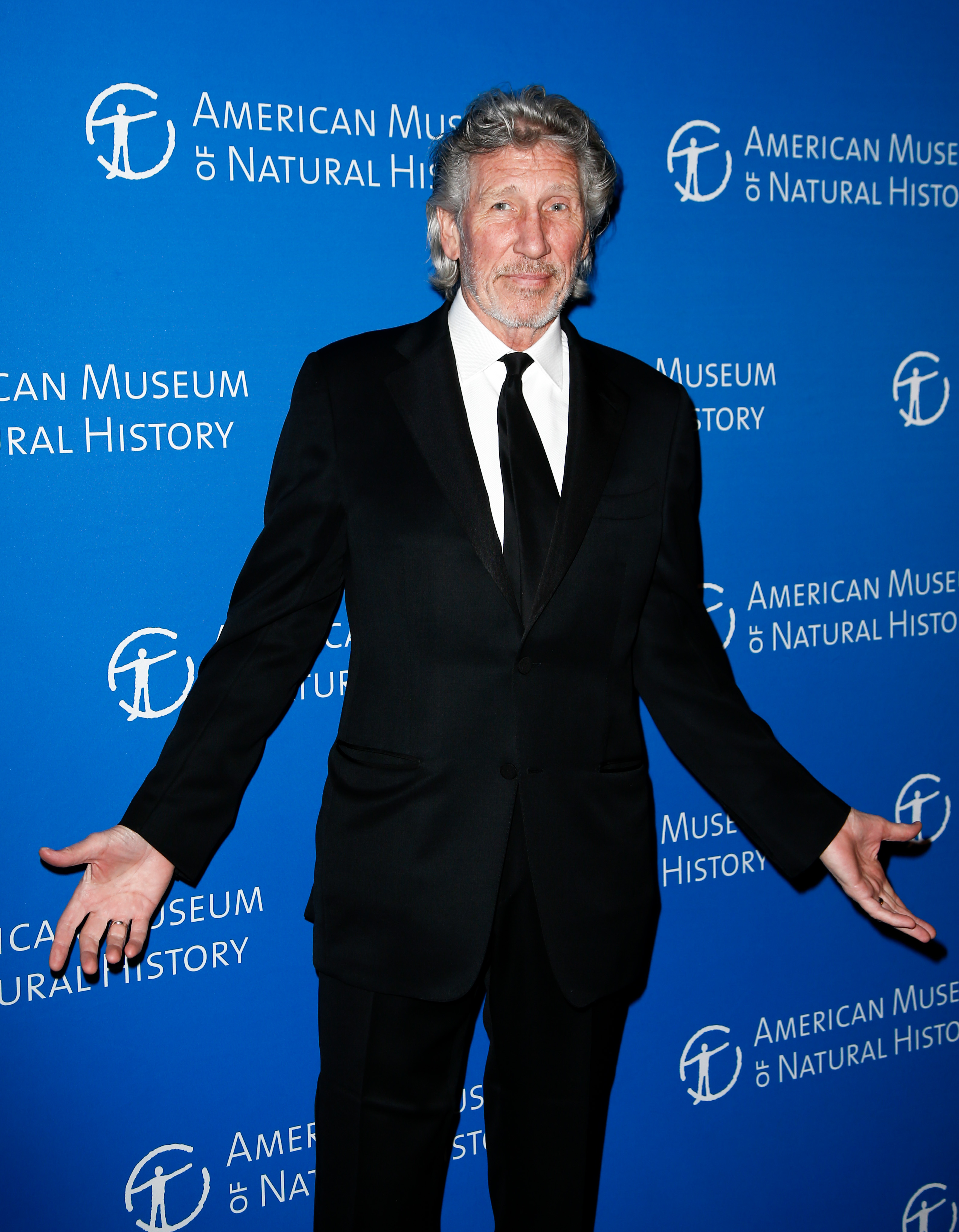 Roger Waters Calls for Harassment of Israeli Athletes | WATCH