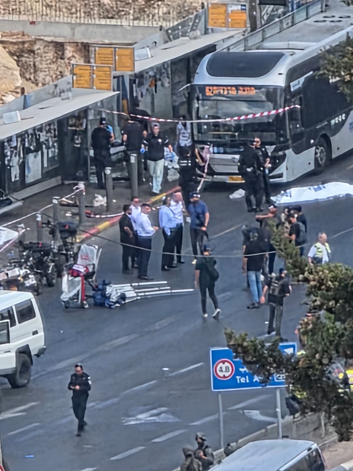 Shooting Attack in Jerusalem: 6 dead, At least 7 seriously wounded | WATCH