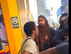 Pro Palestinians Mob Kosher Bakery in Manhattan | WATCH