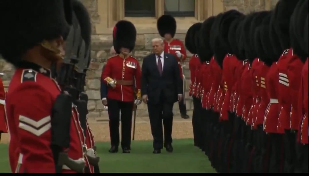Donald Trump arrives to the Royal Palace