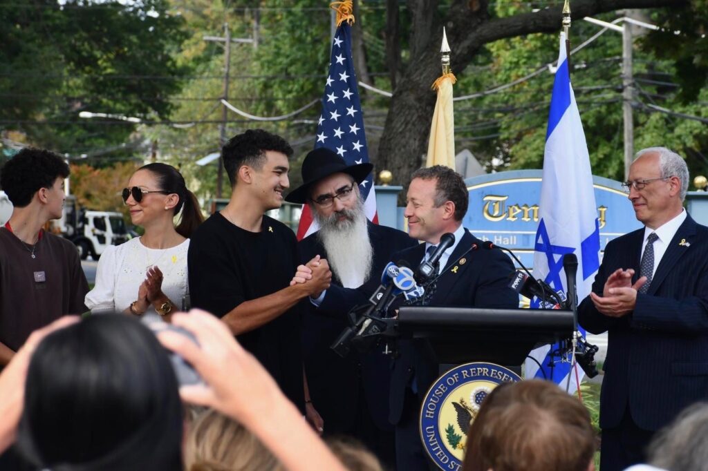 Former Hostage Edan Alexander in NJ at street dedication