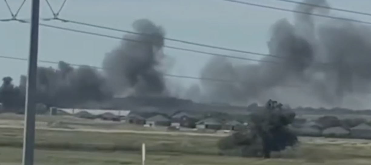 Plane CRash near Forth Worth Airfield.