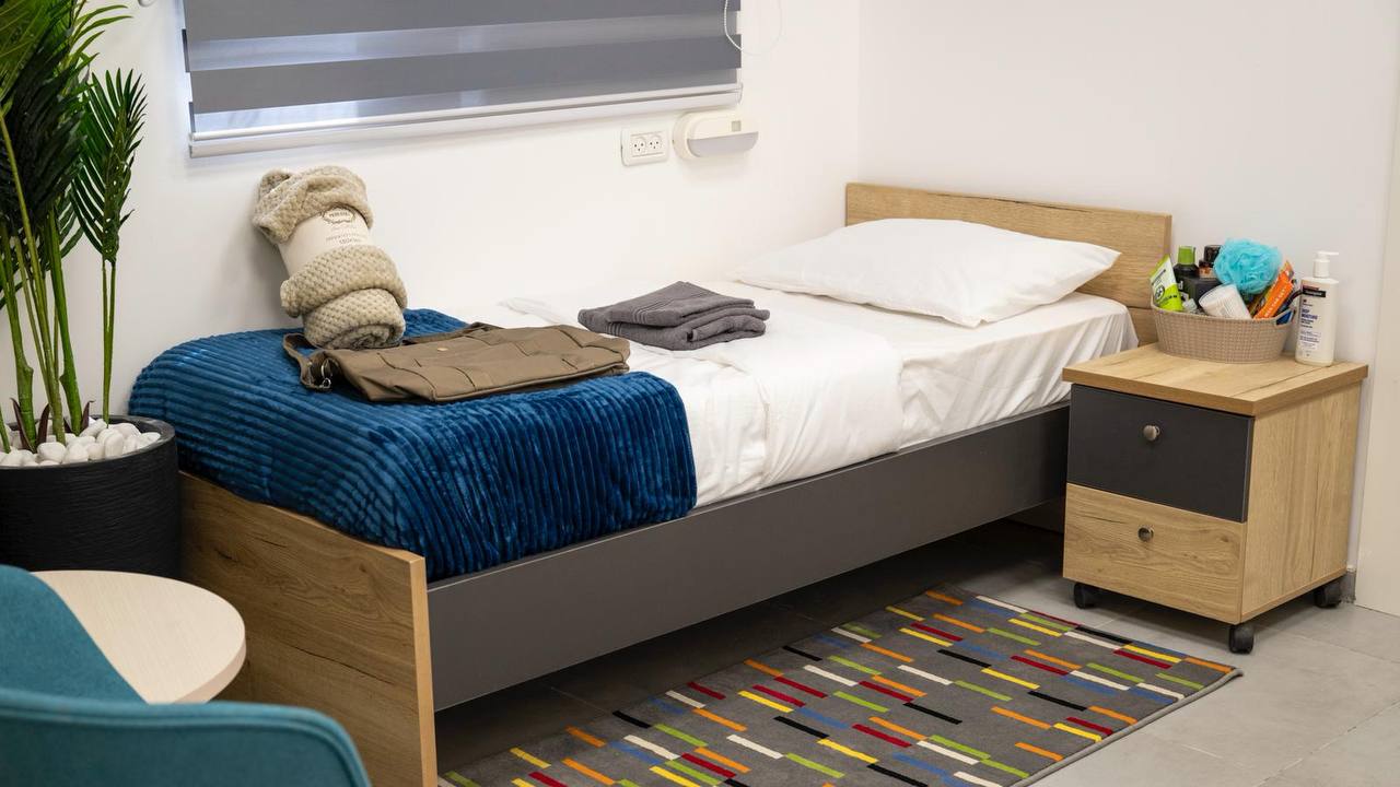 Beds await returning hostages