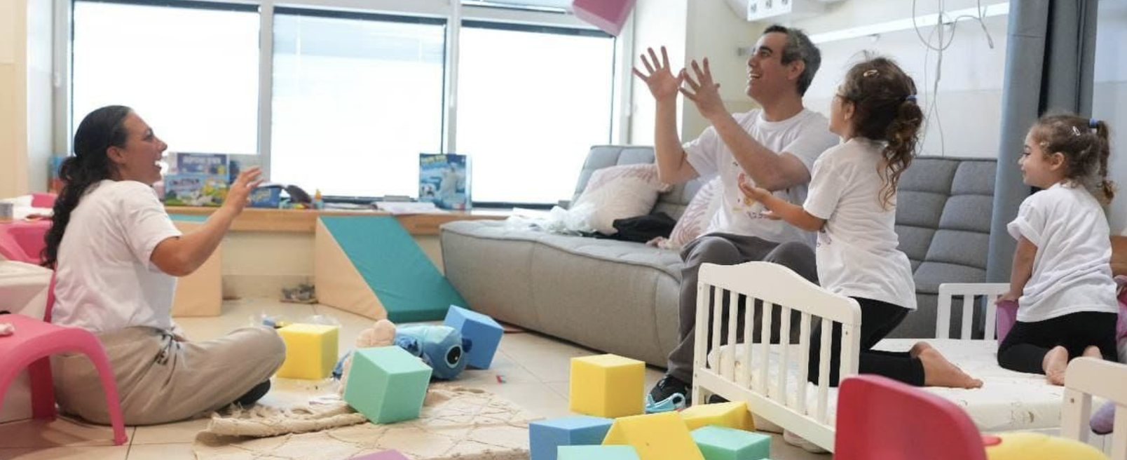 Omri Miran reunites with his wife and daughters