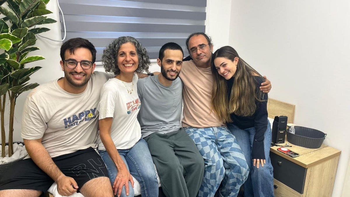 Nimrod Cohen with his family